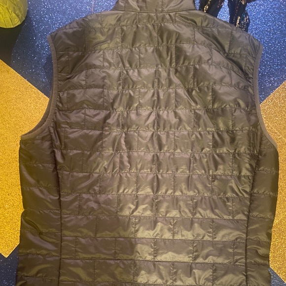 PATAGONIA BRANDED WINTER GREY SLIM BRICK QUILTED VEST Jacket CLASSIC RA… - Picture 7 of 14